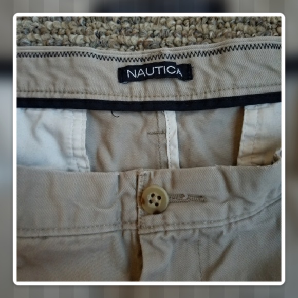 SOLD ~ Men’s Khaki Beige NAUTICA Shorts 34W - Picture 2 of 5